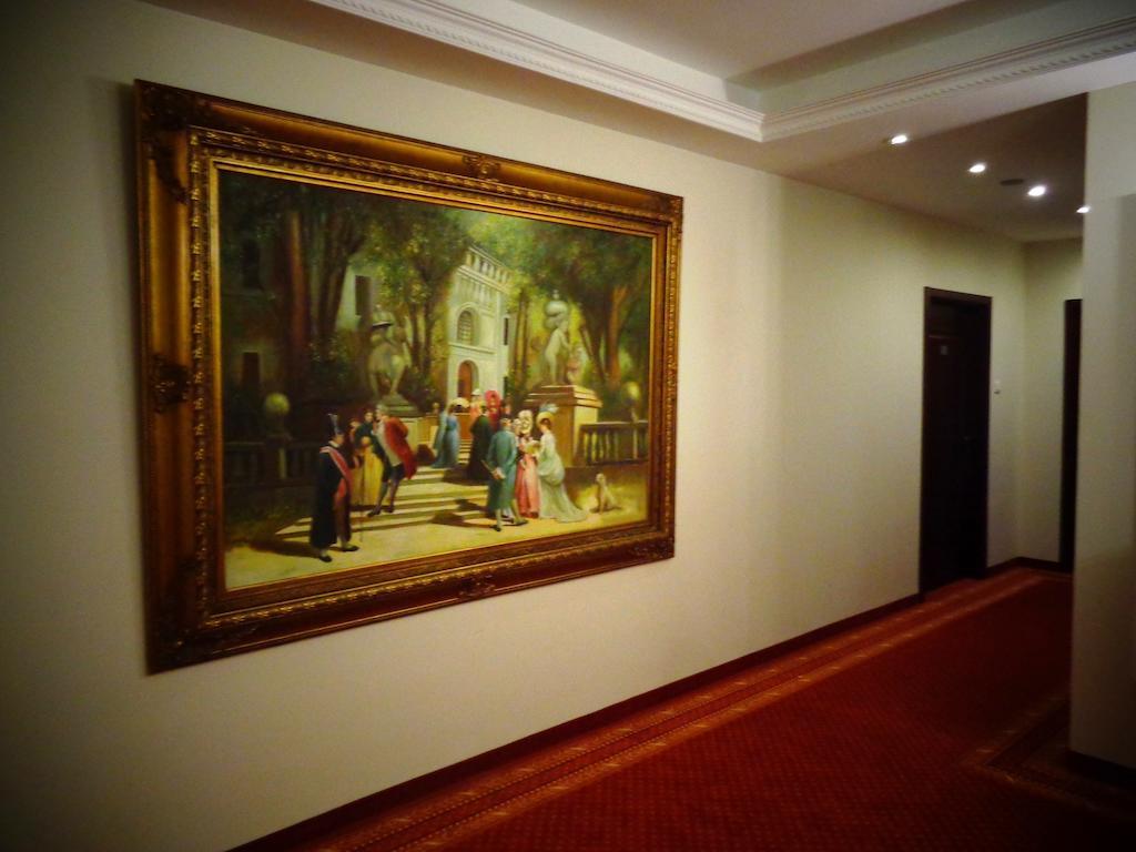 Parisel Palace Centrum Konferencyjno-Wypoczynkowe Klimki Pod Lukowem Exteriér fotografie